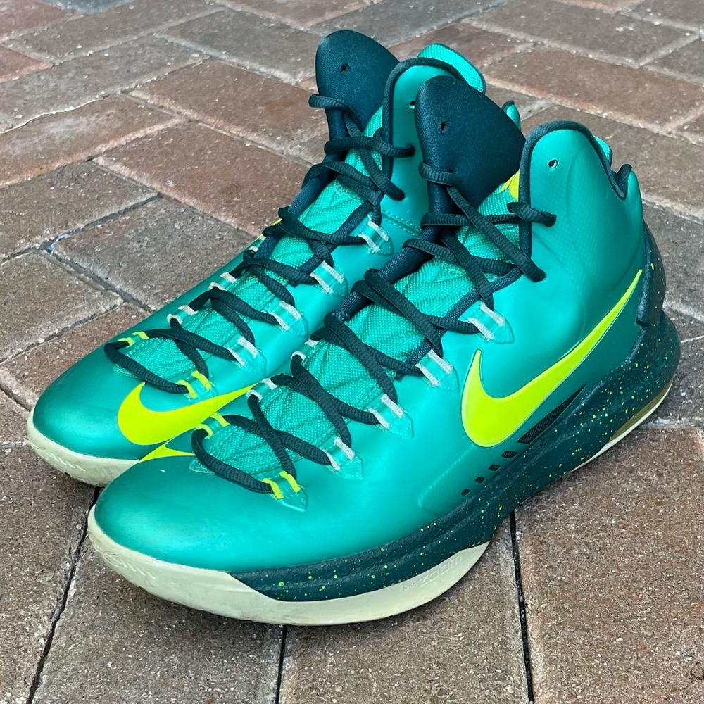 Nike KD5 ‘The Hulk’ basketball sneakers - Picture 3 of 11